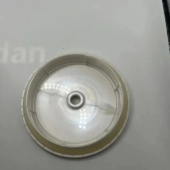 Starbucks Siren Mermaid Venti Tumbler 24 oz Cup Iridescent Green Spring No Straw - Picture 5 of 7